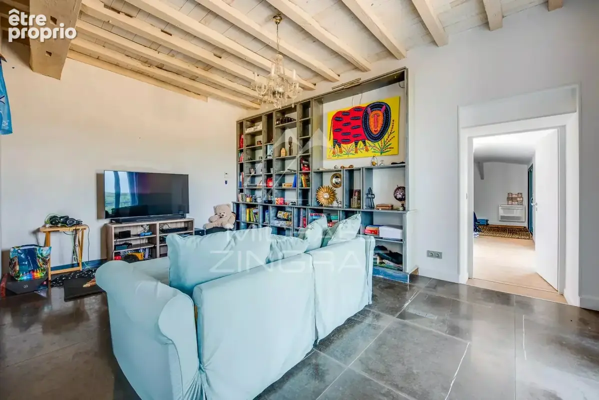 Deux maisons de caractère au cœur de plus de 5 000 m² - photo 7