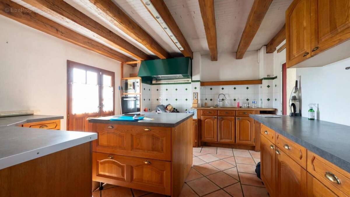 EXCLUSIVITE - Secteur GOURDON - Maison atypique dans un environn - photo 11