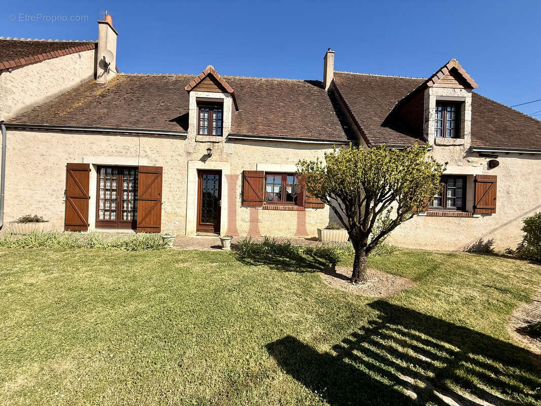 Maison à CLOYES-SUR-LE-LOIR