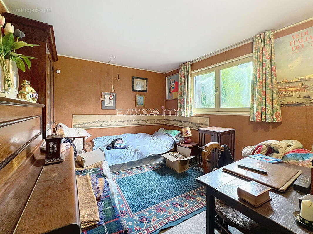 Maison à MONT-SAINT-AIGNAN