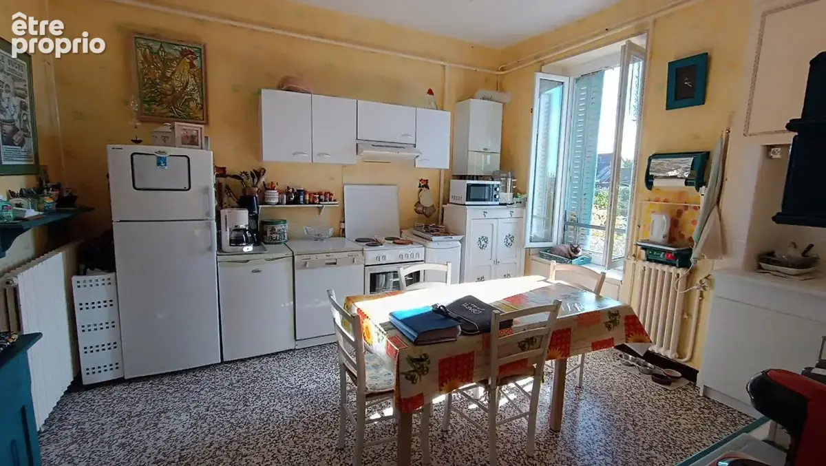 Appartement à MONTCEAU-LES-MINES