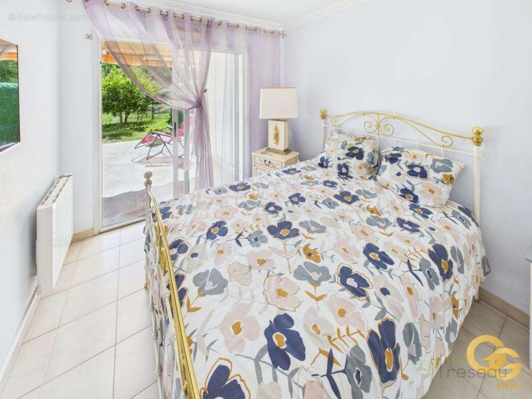 Appartement à MANDELIEU-LA-NAPOULE