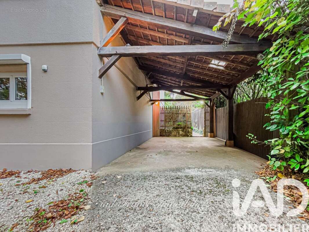 Photo 6 - Maison à LES LOGES-EN-JOSAS