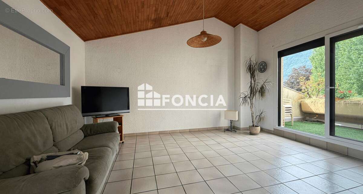 Appartement à VIZILLE