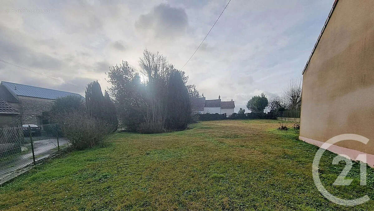 Terrain à SOISY-BOUY