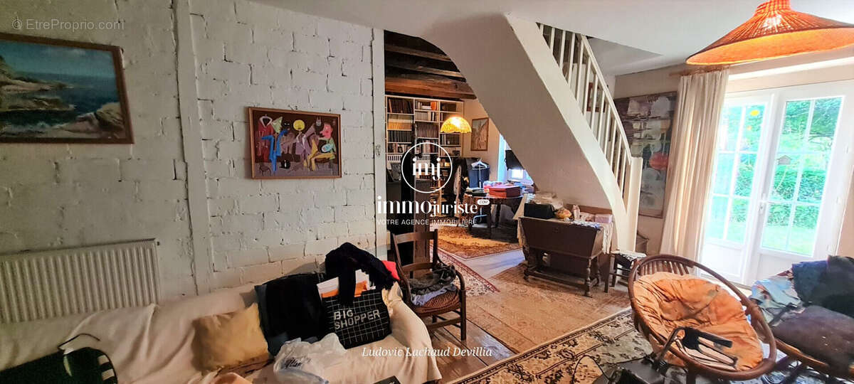 Maison 220 m² à Payzac  - photo 8