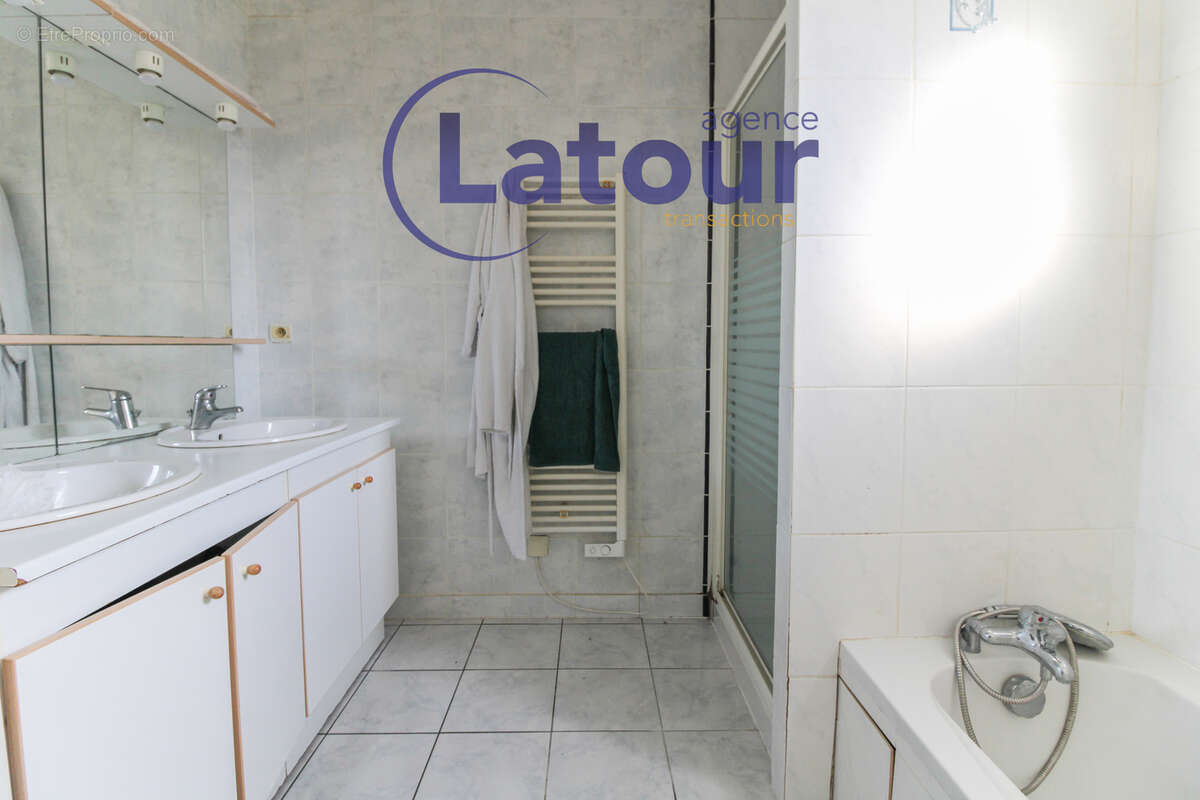 Maison à ECLUZELLES