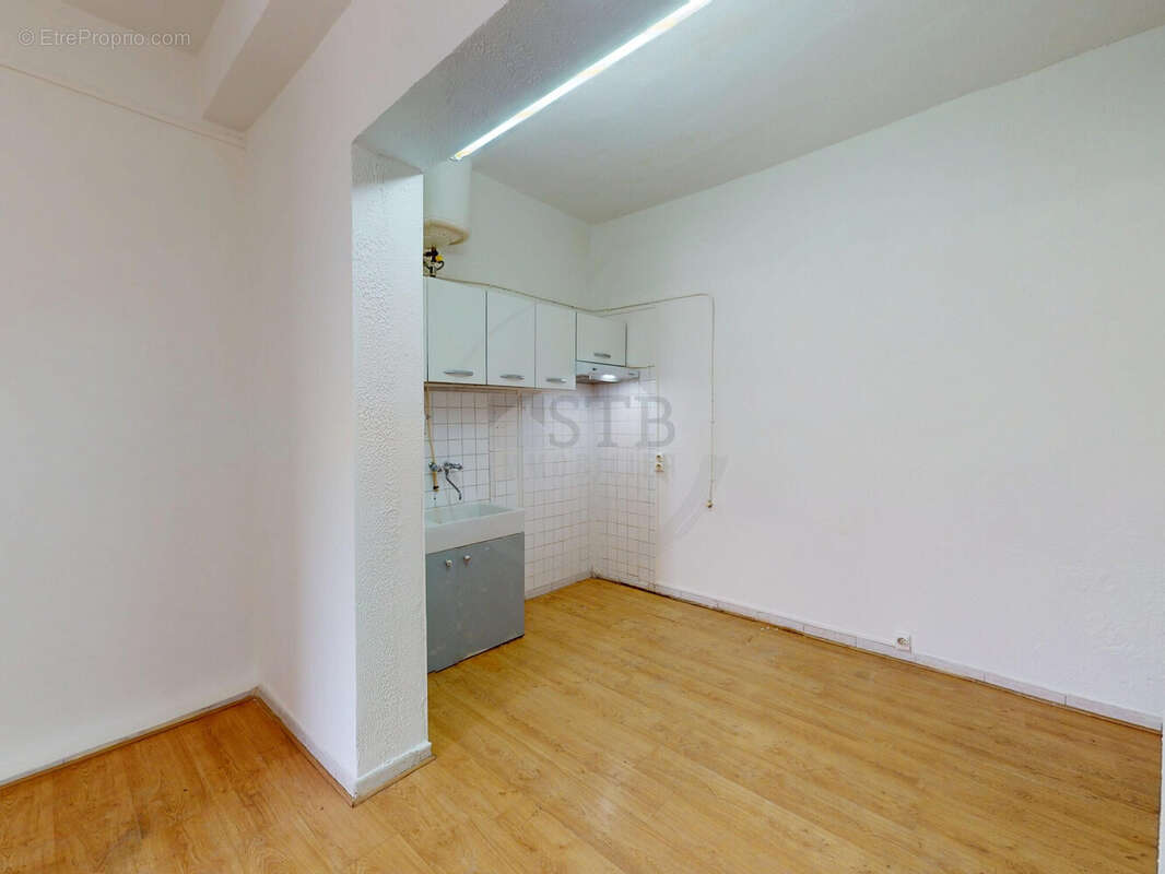 Appartement 26 m² à Montelimar  - photo 5