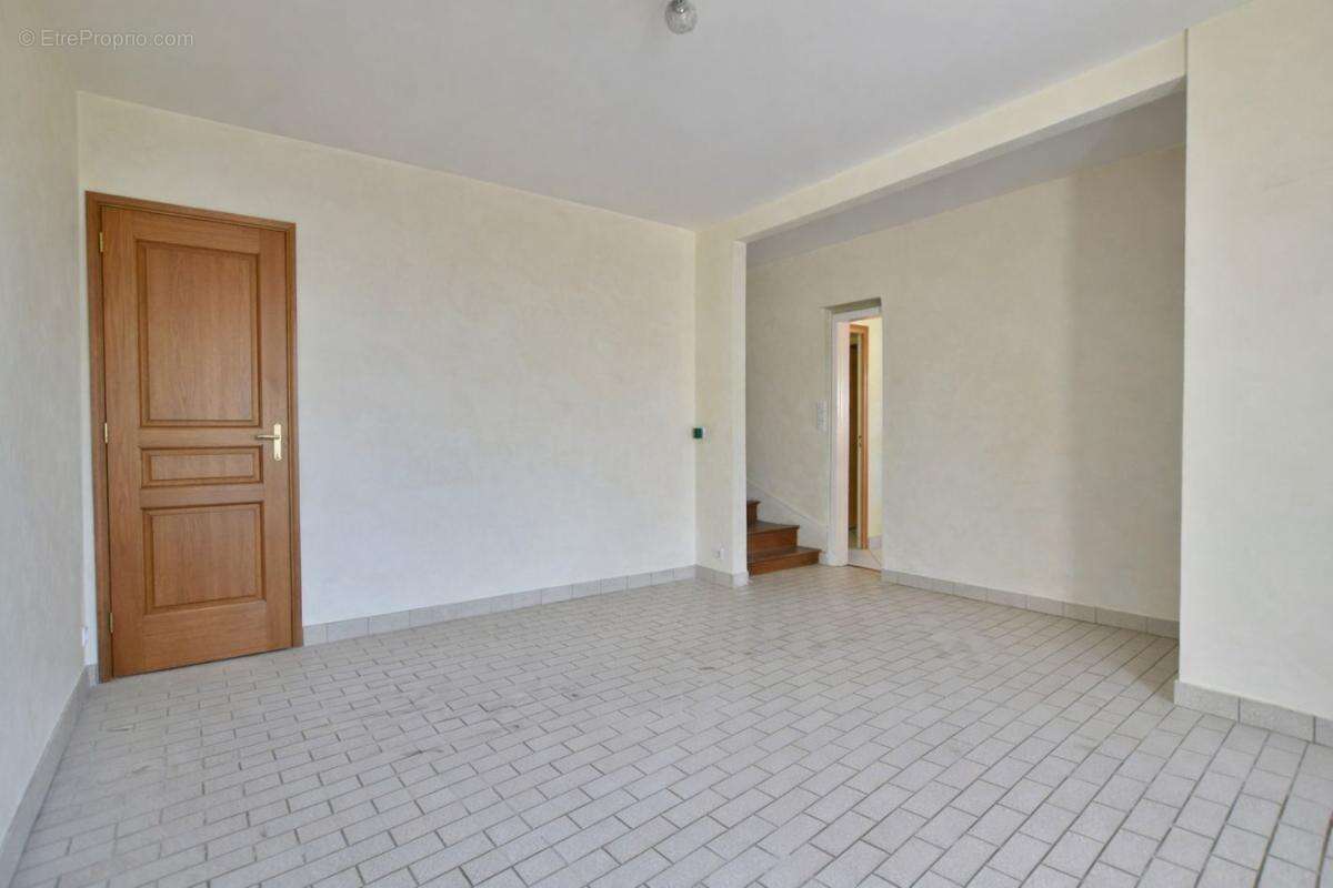 Maison 101 m² à Saint-Leger-Sous-Cholet  - photo 2