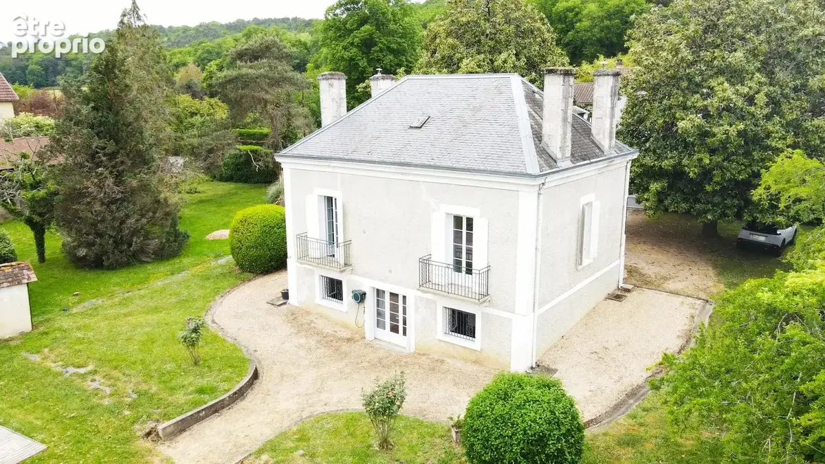 Photo 1 - Maison à ANTONNE-ET-TRIGONANT