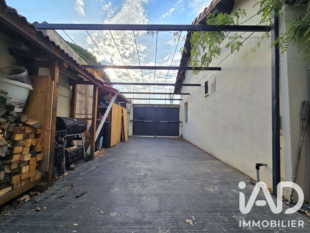 Maison 65 m² à Pont-Saint-Esprit  - photo 8