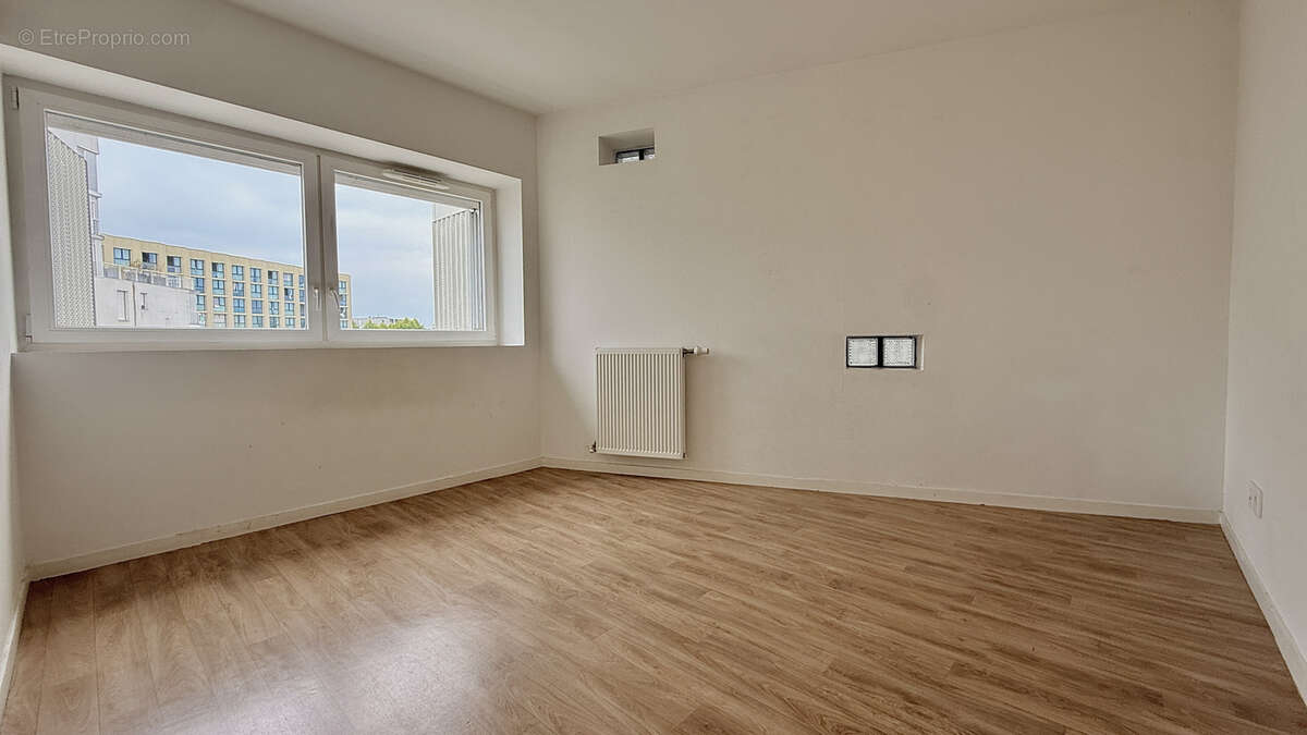 BEGLES - T3 avec grande terrasse - photo 8