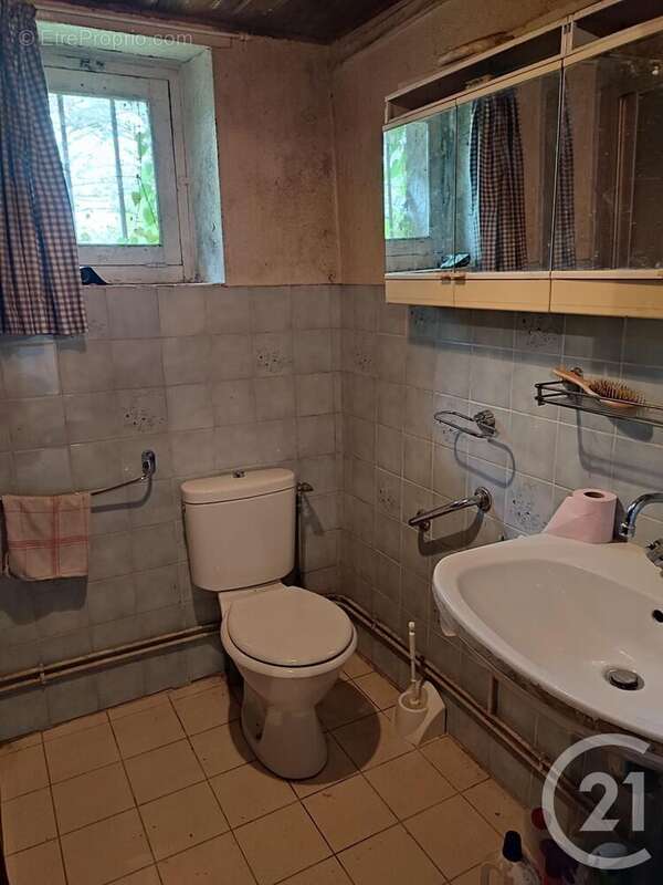 Maison à SUILLY-LA-TOUR