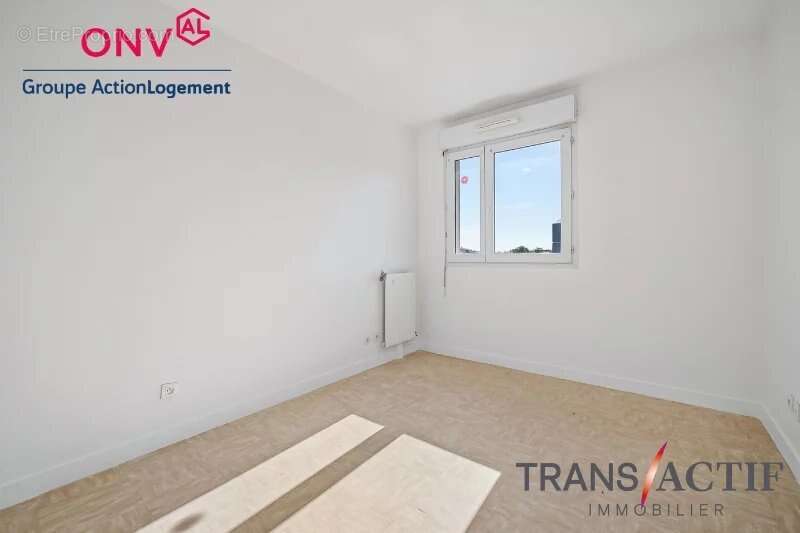 Appartement à SAINT-CYR-L'ECOLE