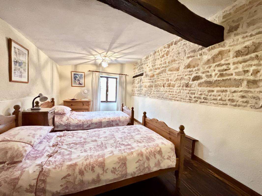 Maison à VILLEFAGNAN