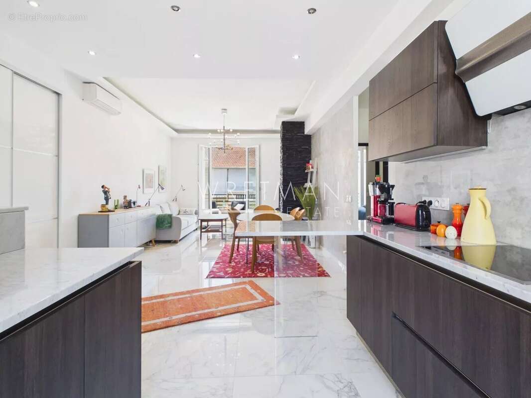Bel appartement avec spacieuse terrasse – Nice Carré d'Or - photo 12