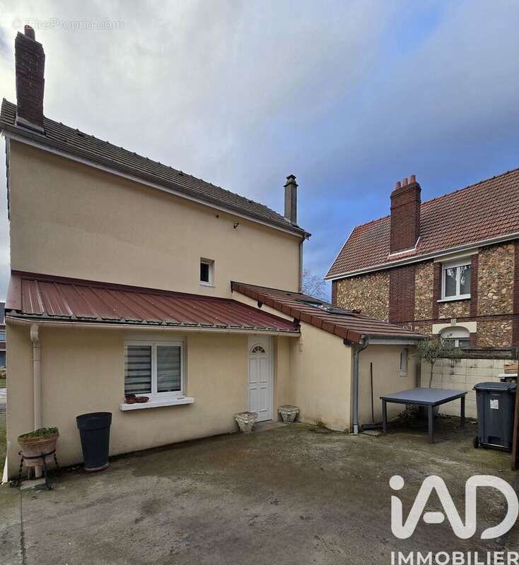 Photo 9 - Maison à PETIT-COURONNE