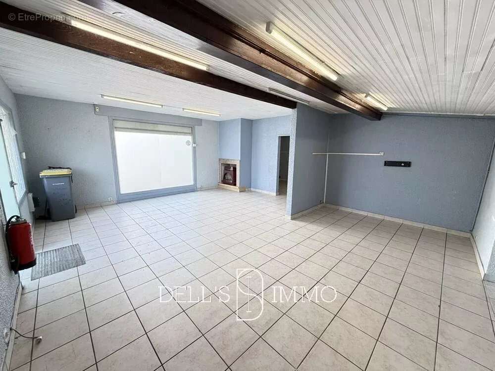 Commerce à VILLEFRANCHE-SUR-SAONE