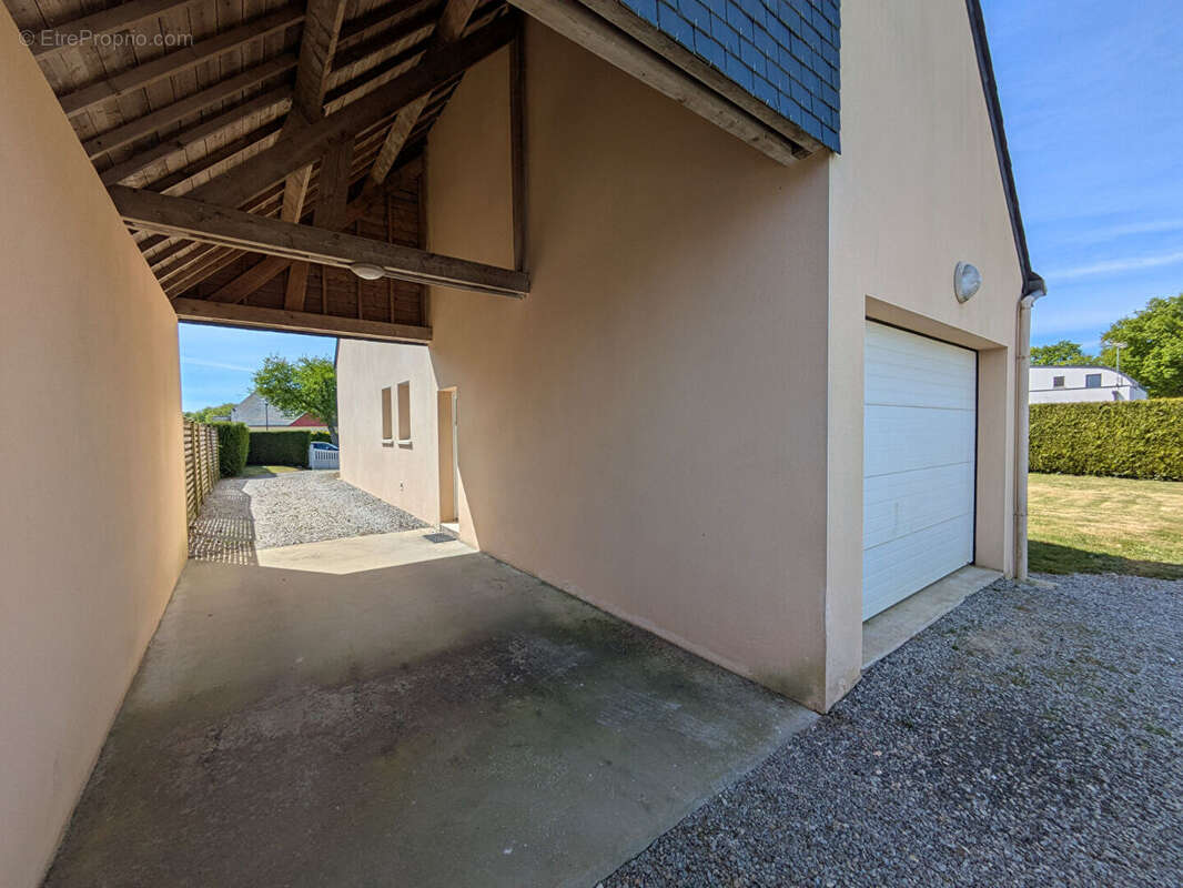 Maison 135 m² à Marzan  - photo 14