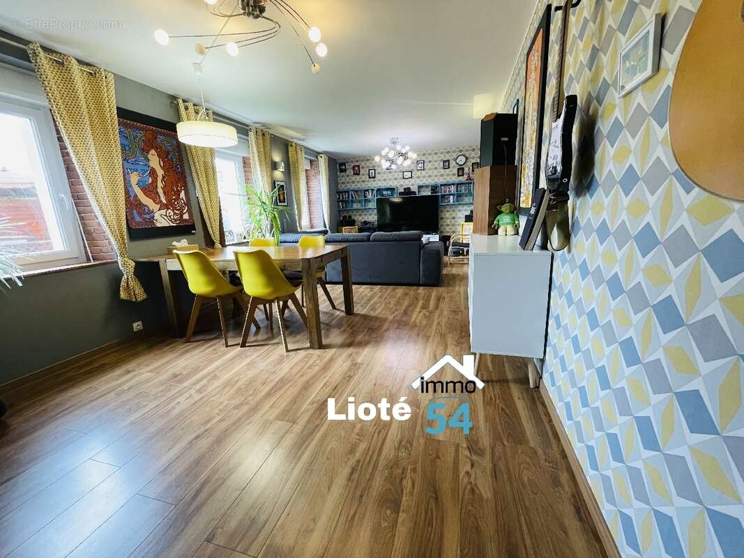 Maison à HAIGNEVILLE