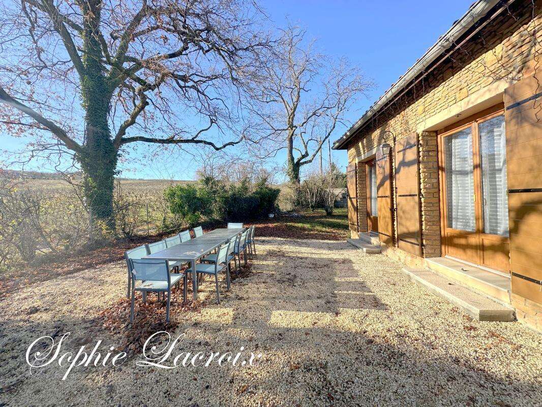 Maison à SALLES-ARBUISSONNAS-EN-BEAUJOLAIS
