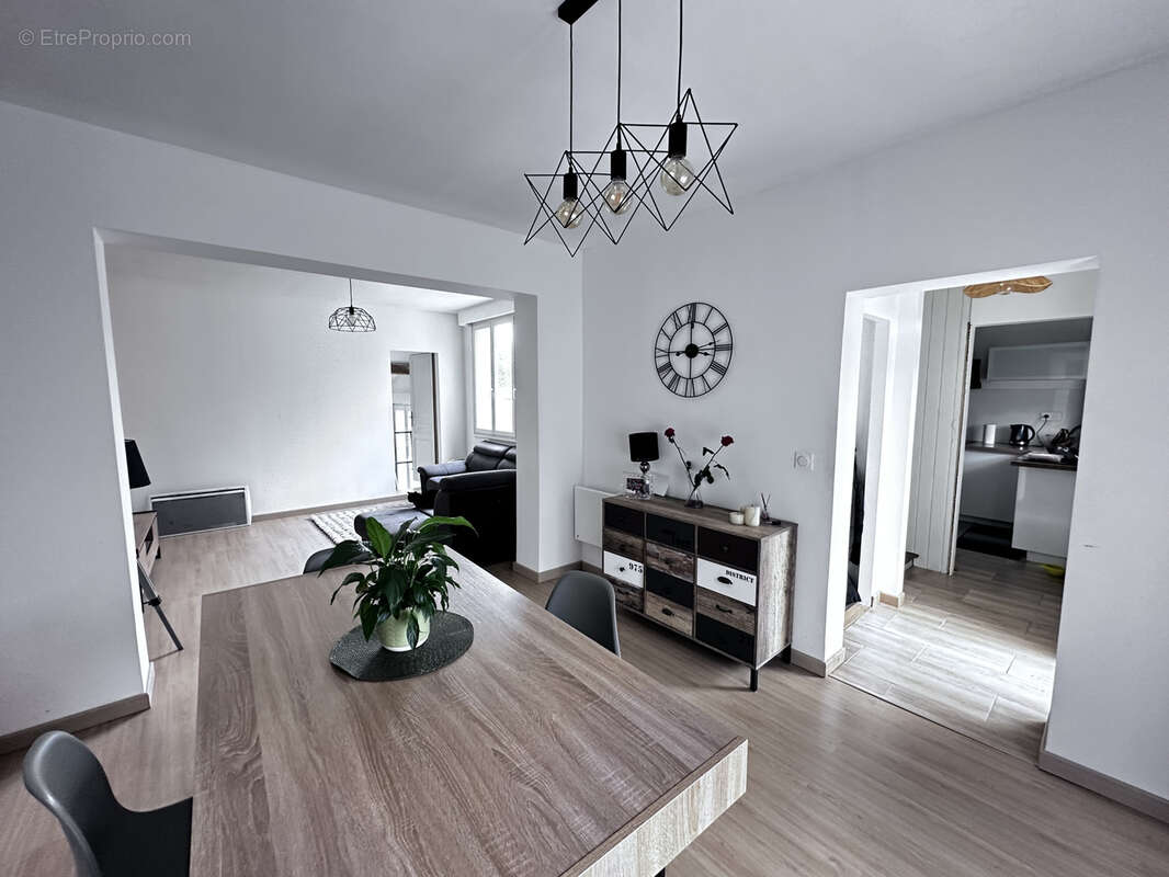 Maison à VAIRES-SUR-MARNE