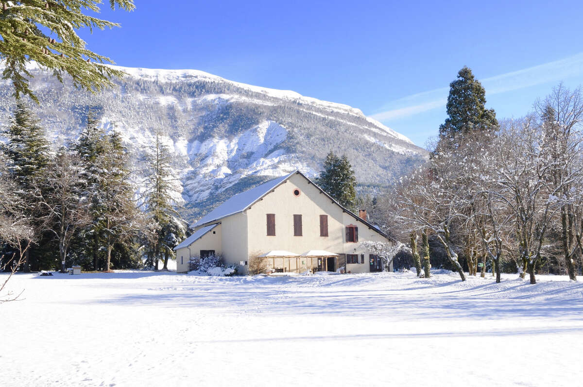 Commerce à SAINT-PIERRE-D'ARGENCON