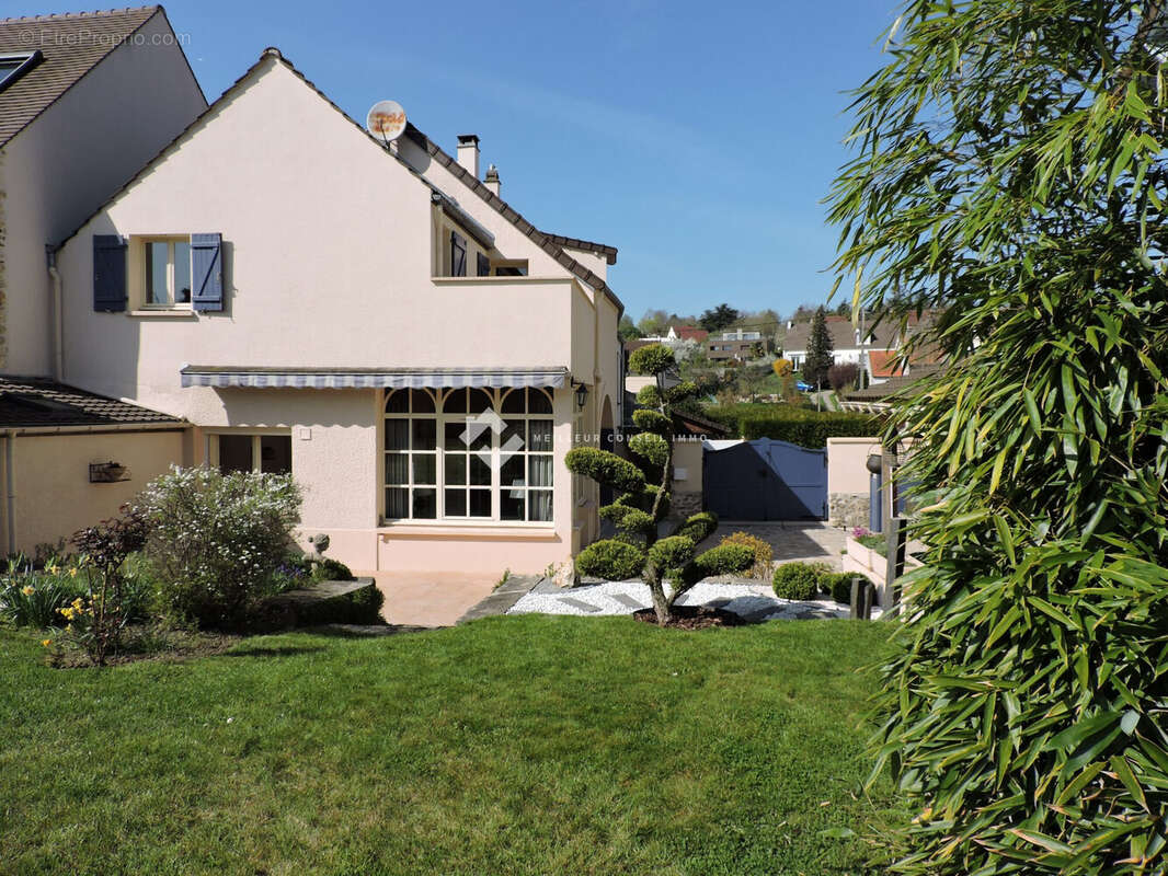 Maison à GOUVERNES