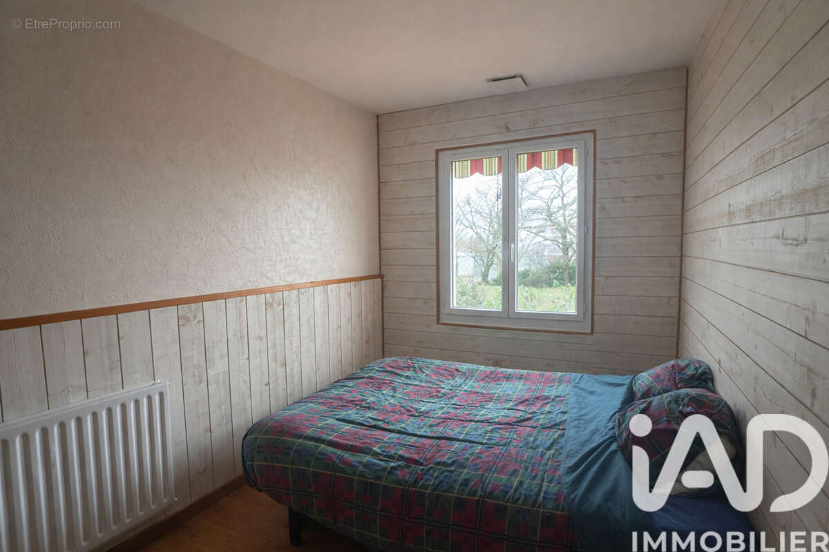 Photo 8 - Maison à VERINES