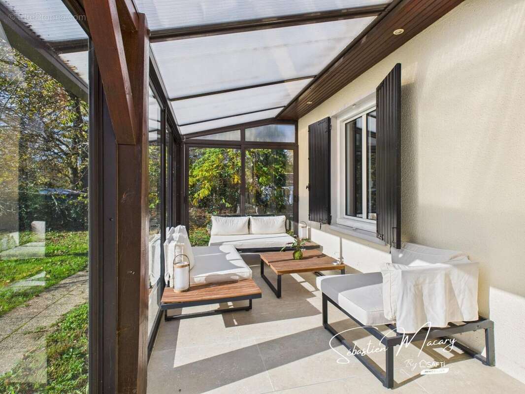 Photo 4 - Maison à FARGUES-SAINT-HILAIRE