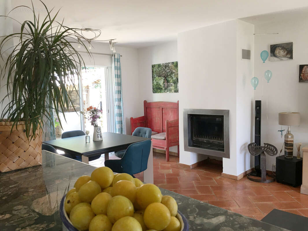 Maison à PLAN-DE-LA-TOUR