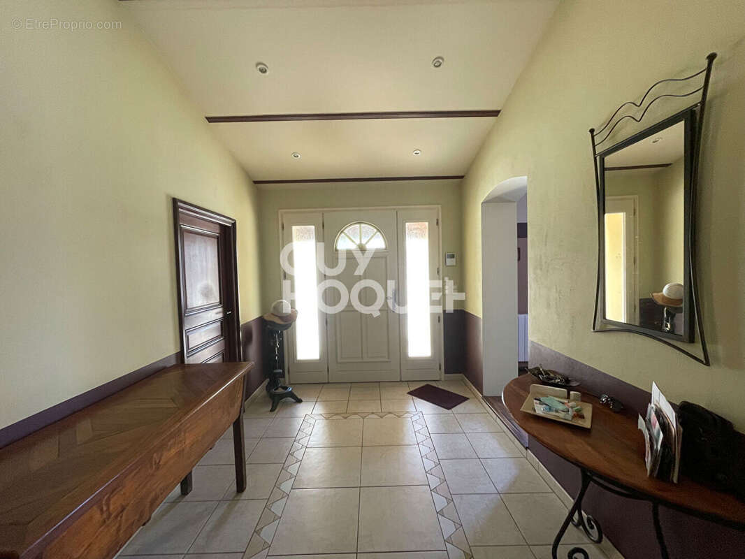 Coup de coeur : Villa 4 chambres sur 839 m² à Challans - photo 3