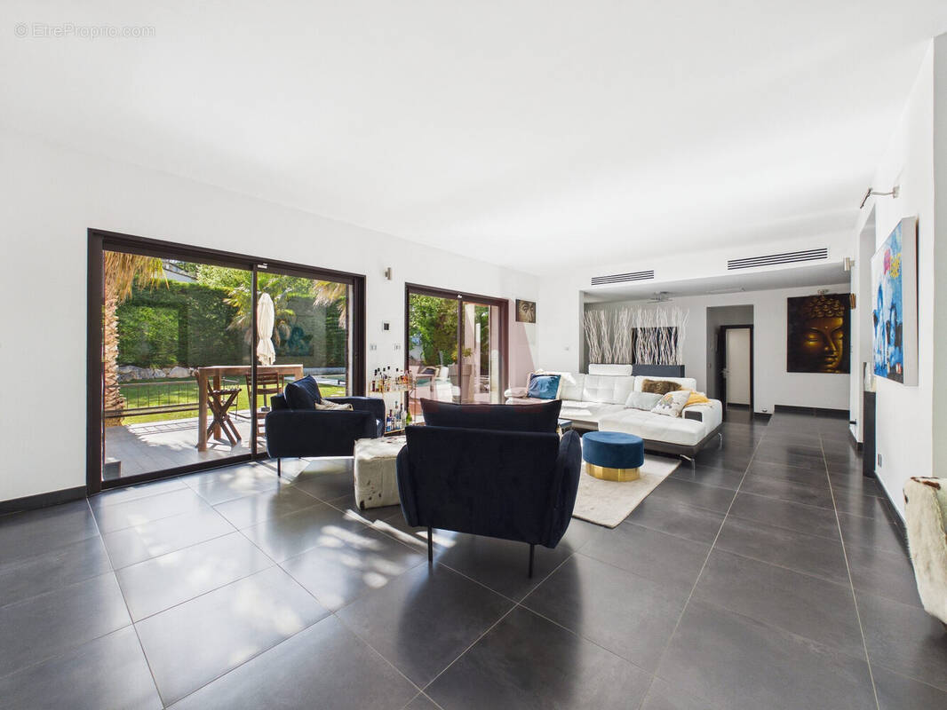 Maison à ROCHEFORT-DU-GARD