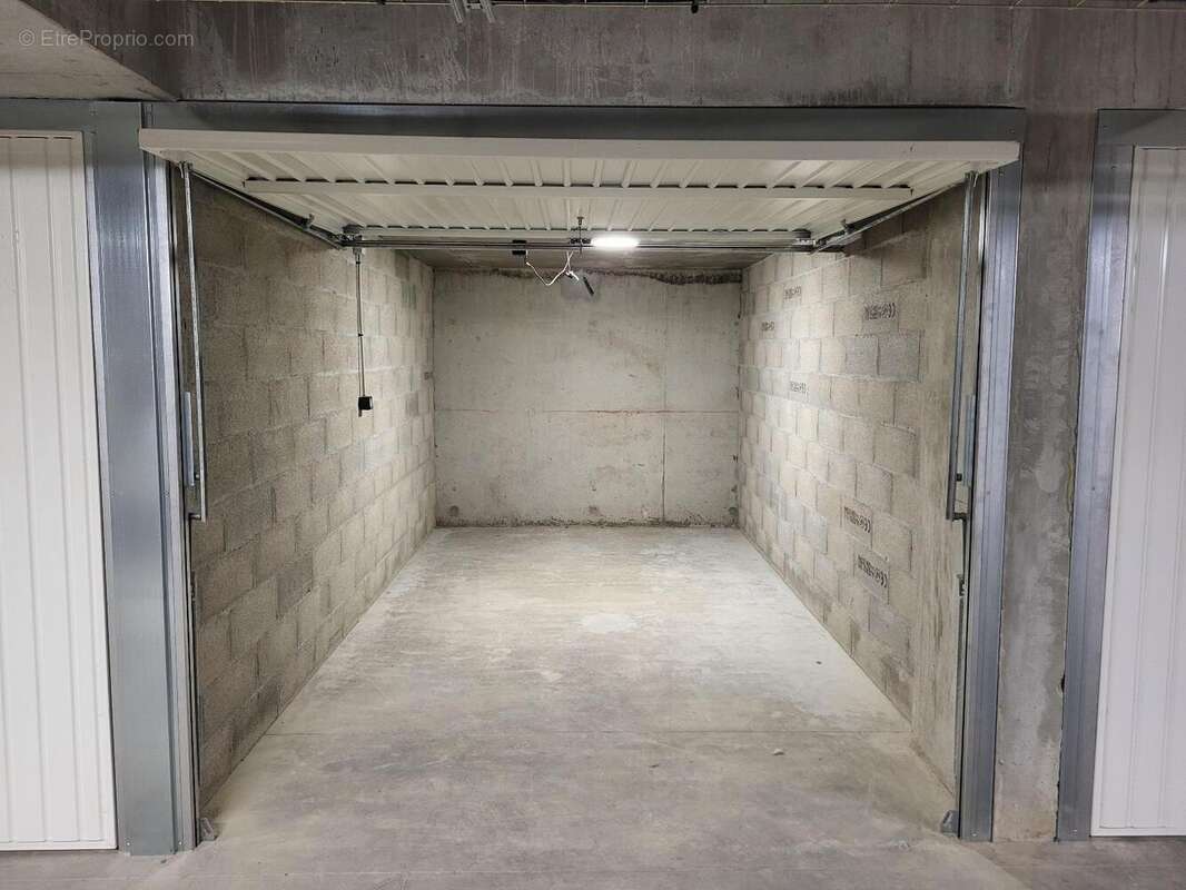   - Appartement à SAINT-CYR-AU-MONT-D&#039;OR