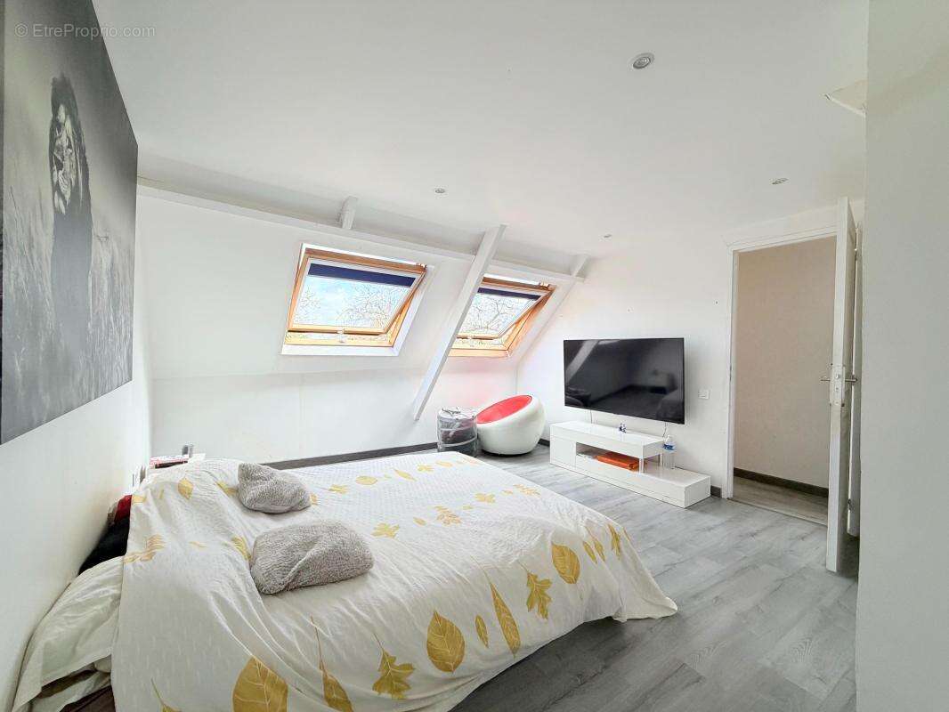 Maison à SAINT-LUBIN-DE-LA-HAYE