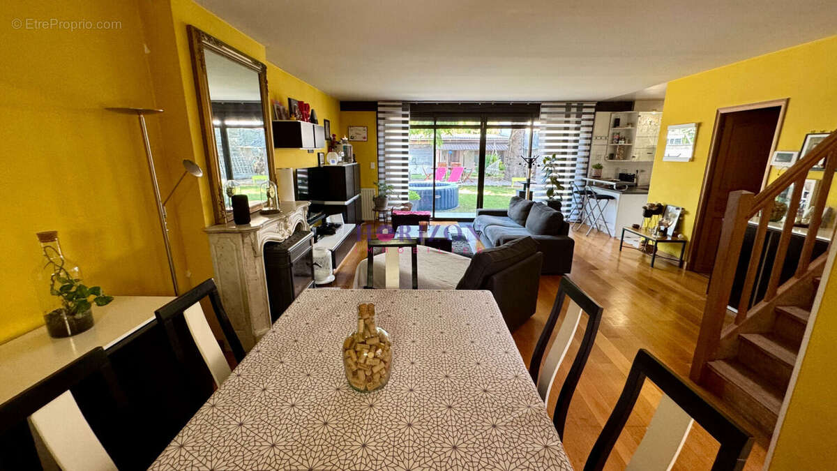 Maison à ARNOUVILLE-LES-GONESSE