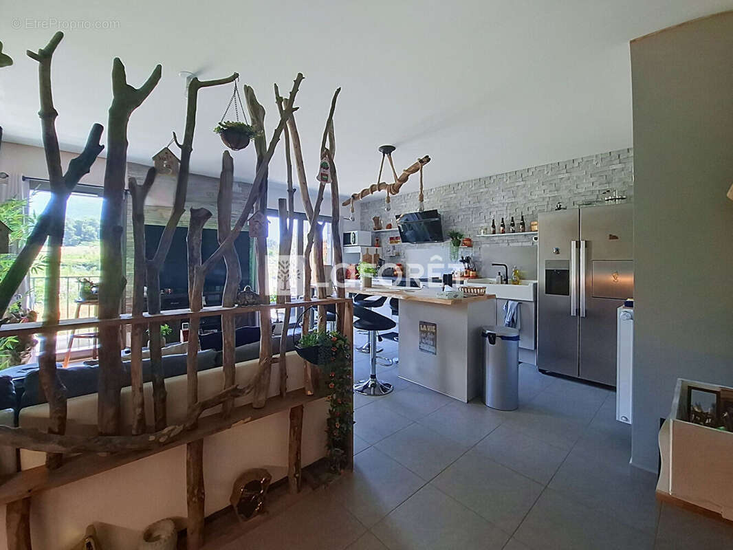 Appartement à COGNIN