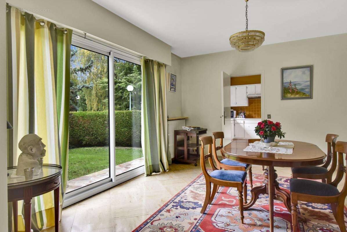 Maison à VAUCRESSON