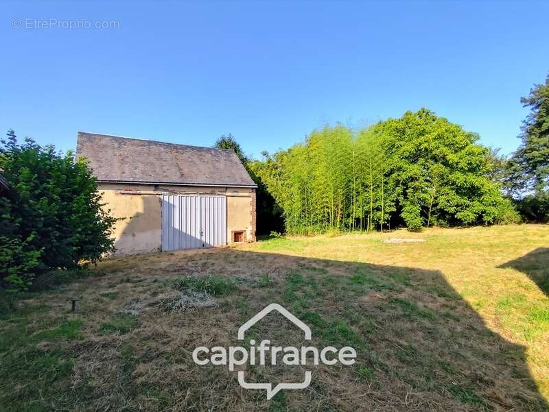 Maison à vendre 4 pièces LA CHAPELLE GAUGAIN (72)  -  Terrain 2925 m²  - - photo 18