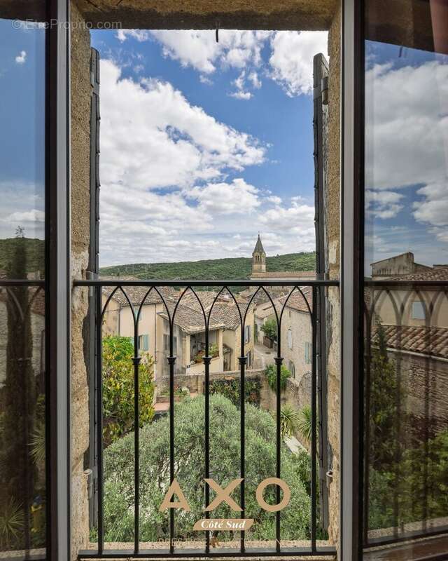 Maison à COLLIAS