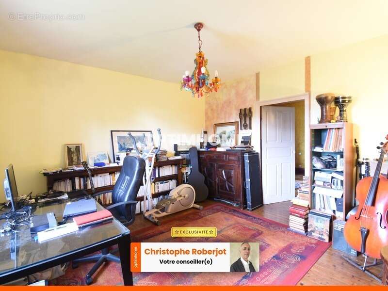 Maison à LONGEPIERRE
