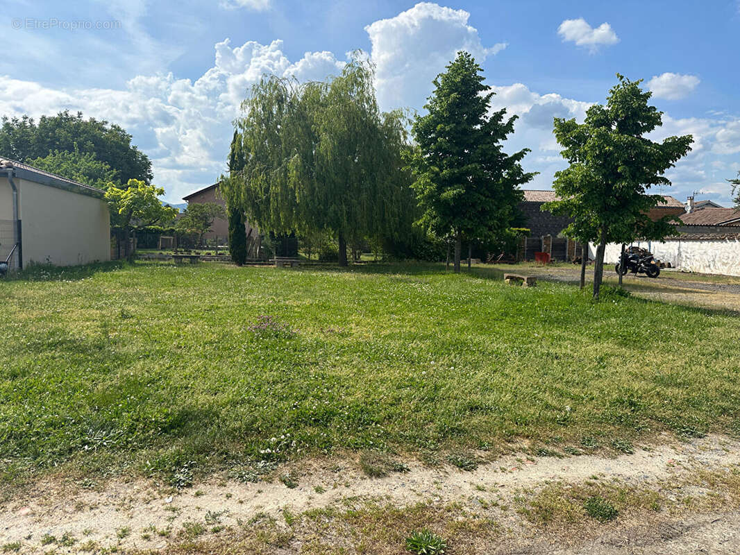 Terrain à ARNAS
