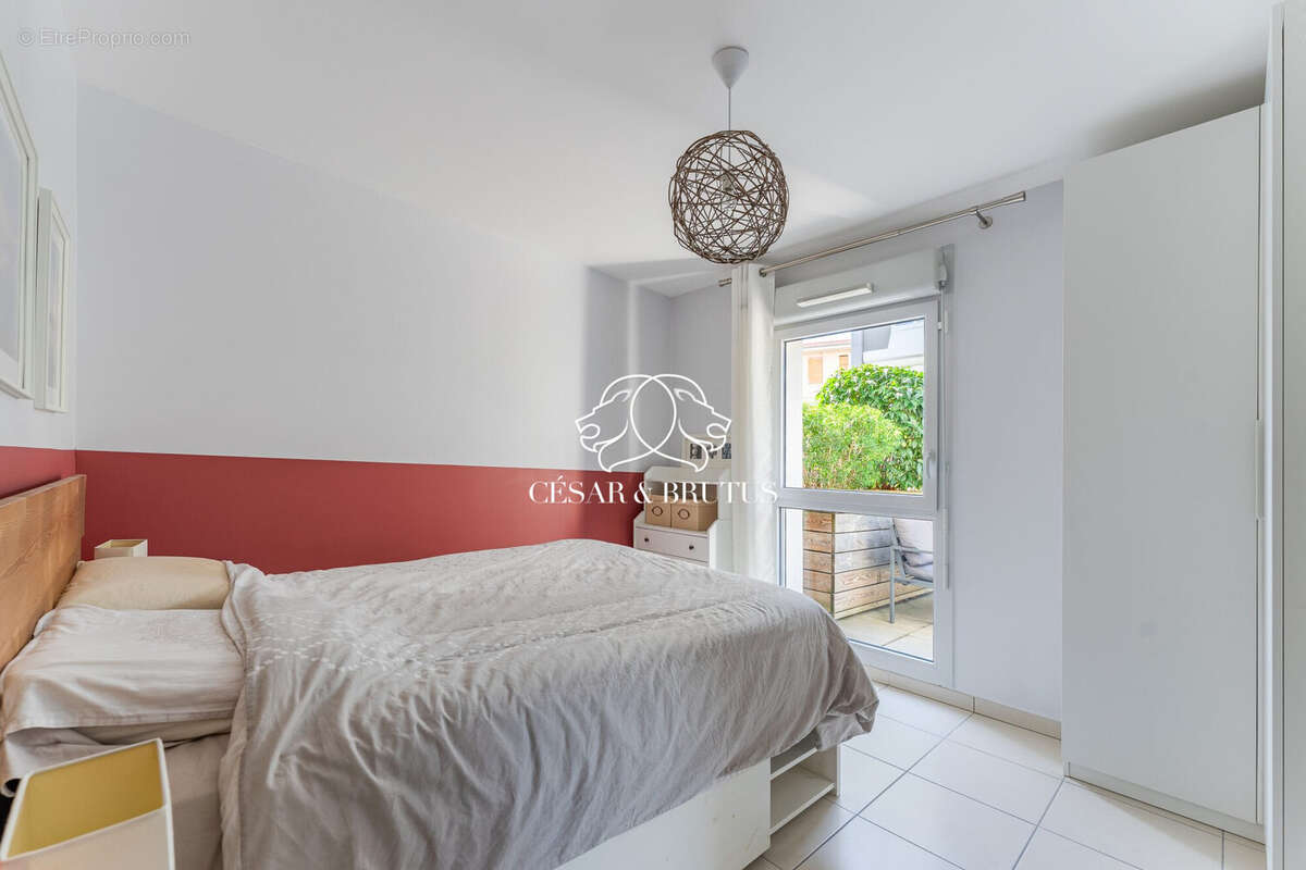 Appartement à DECINES-CHARPIEU