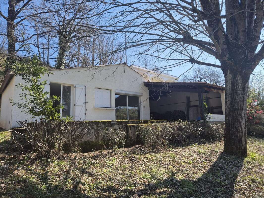 Maison à LESCURE-D&#039;ALBIGEOIS