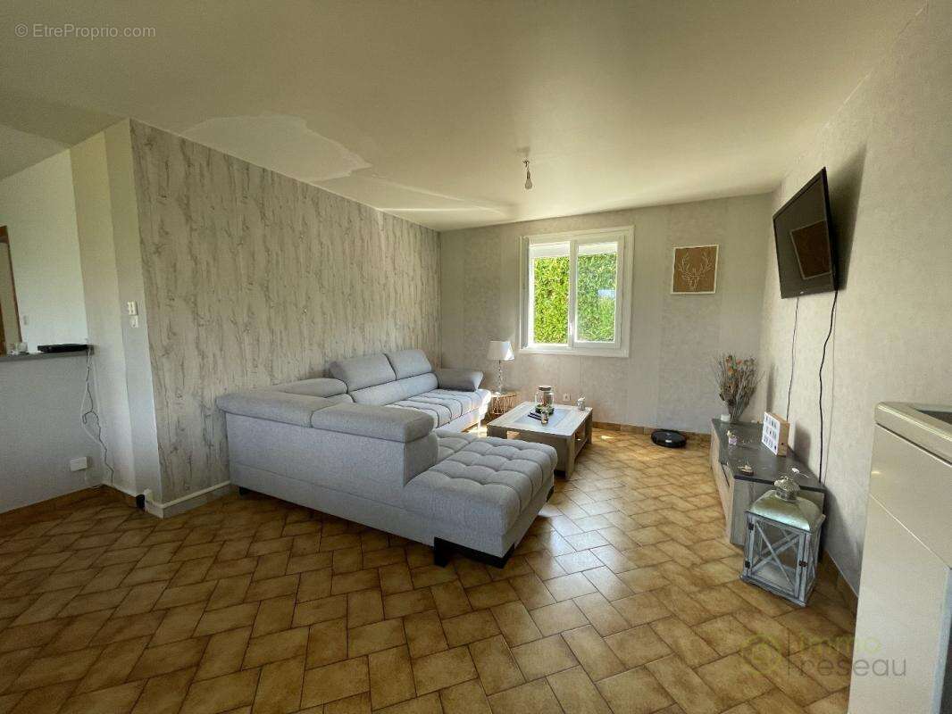 Maison 90 m² à Mainsat  - photo 2