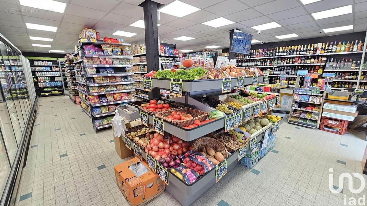 Photo 3 - Commerce à LARDY