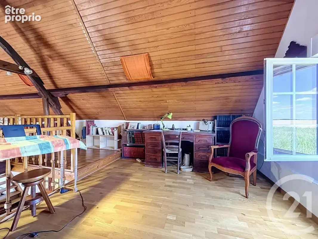 Maison 5 pièces 145 m² à vendre à Chartres (28000) - photo 12