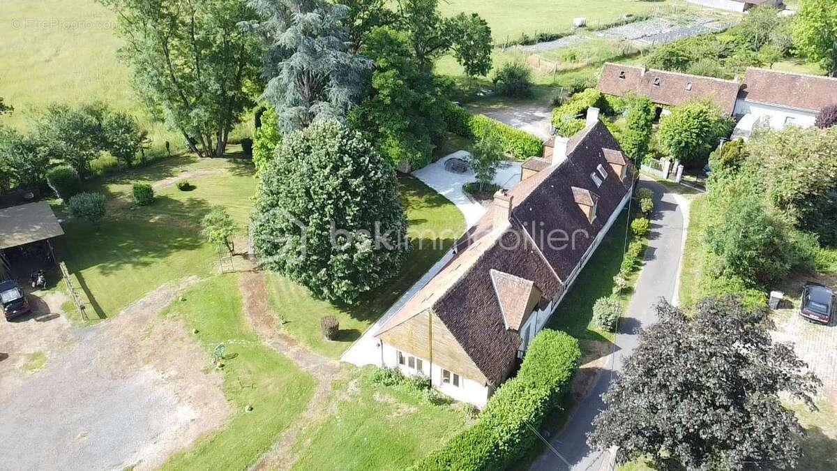 Longère + Gîtes m2 sur 3100m2 de terrain - photo 20