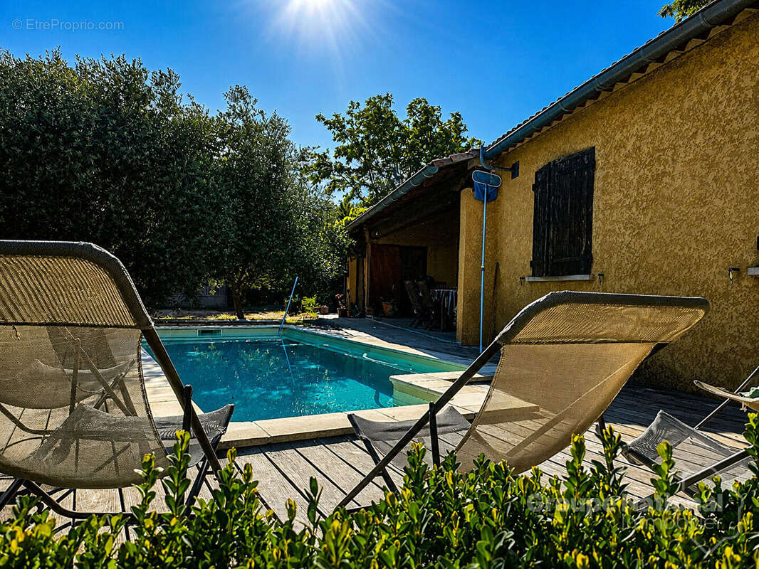 Maison de plain pied avec piscine - photo 2