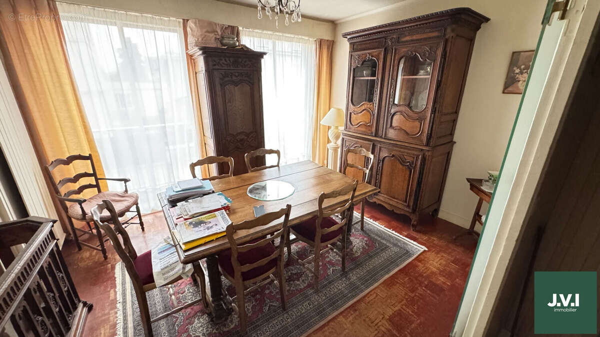 Appartement à ENGHIEN-LES-BAINS